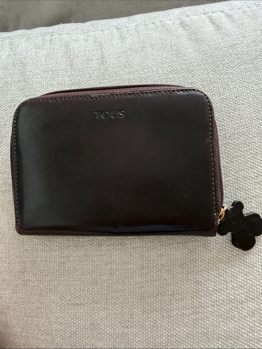 TOUS Dark Brown Leather Zip Wallet with Bear Charm